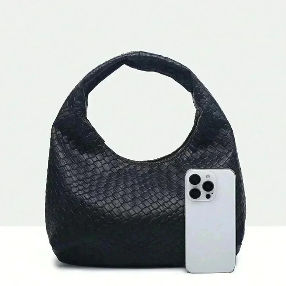 Black Casual Women's Leisure Faux Woven Leather Shoulder Bag - Picture 6 of 6